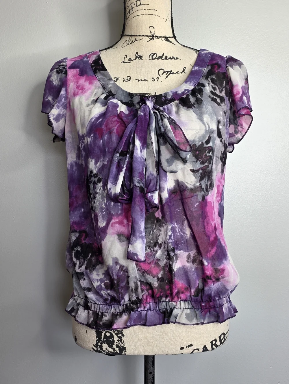 Y2k Wrapper Purple Floral Abstract Sheer Blouse Flutter Sleeve Medium